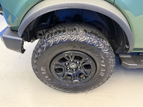 Used 2022 Ford Bronco Wildtrak AWD/4WD image 8