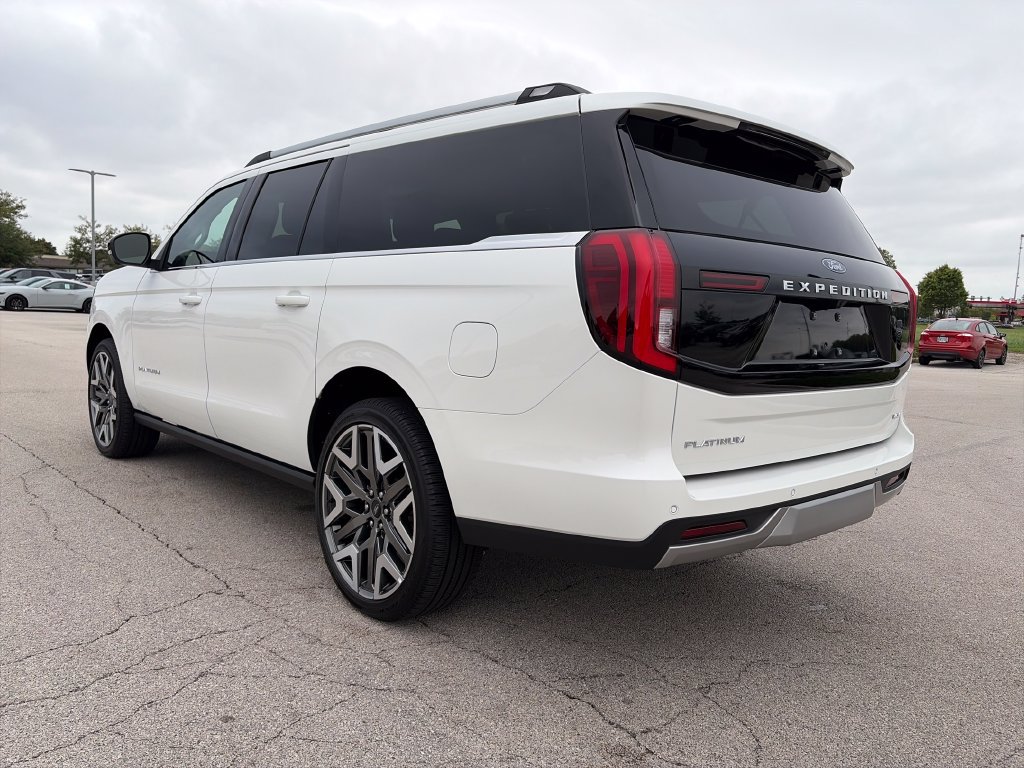 Used 2026 Ford Expedition Max Platinum w/ Platinum Ultimate Package AWD/4WD image 5
