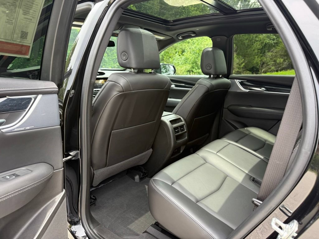 Used 2025 Cadillac XT5 Premium Luxury w/ LPO, Floor Liner Package AWD/4WD image 26