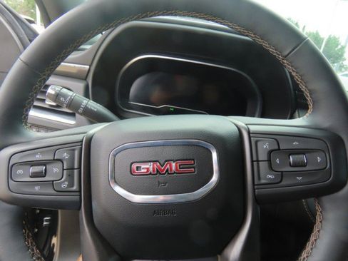 Used 2023 GMC Yukon AT4 w/ LPO, Floor Liner Package AWD/4WD image 23