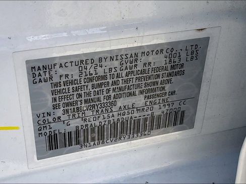 Used 2024 Nissan Sentra SV FWD image 16