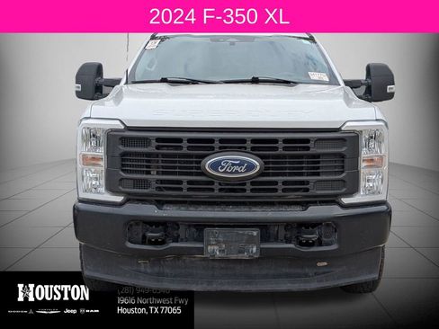 Used 2024 Ford F350 XL image 2