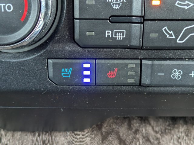 Used 2019 Ford F450 Lariat w/ Lariat Ultimate Package AWD/4WD image 24