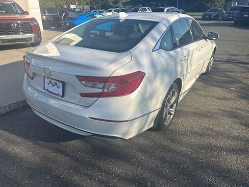 Certified 2018 Honda Accord EX image 6