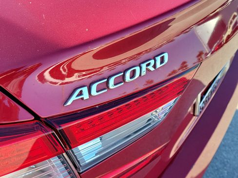 Used 2022 Honda Accord Touring image 29