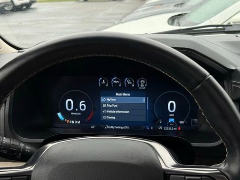 Certified 2022 Ford Expedition Platinum image 12