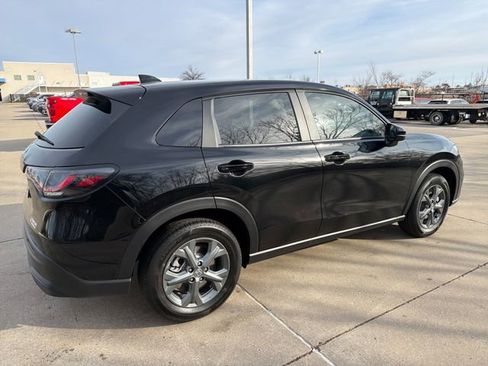New 2026 Honda HR-V LX image 5