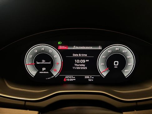 Used 2023 Audi Q5 2.0T Premium Plus w/ Premium Plus Package image 12