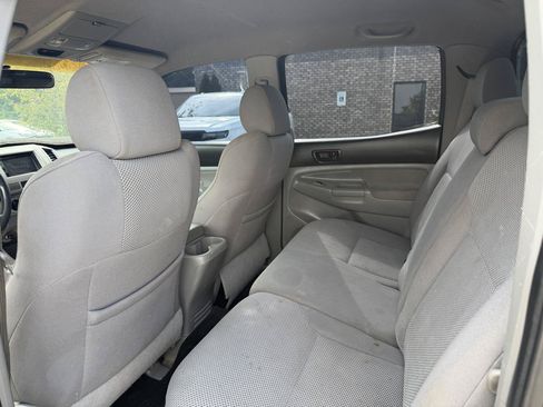 Used 2007 Toyota Tacoma PreRunner RWD image 14