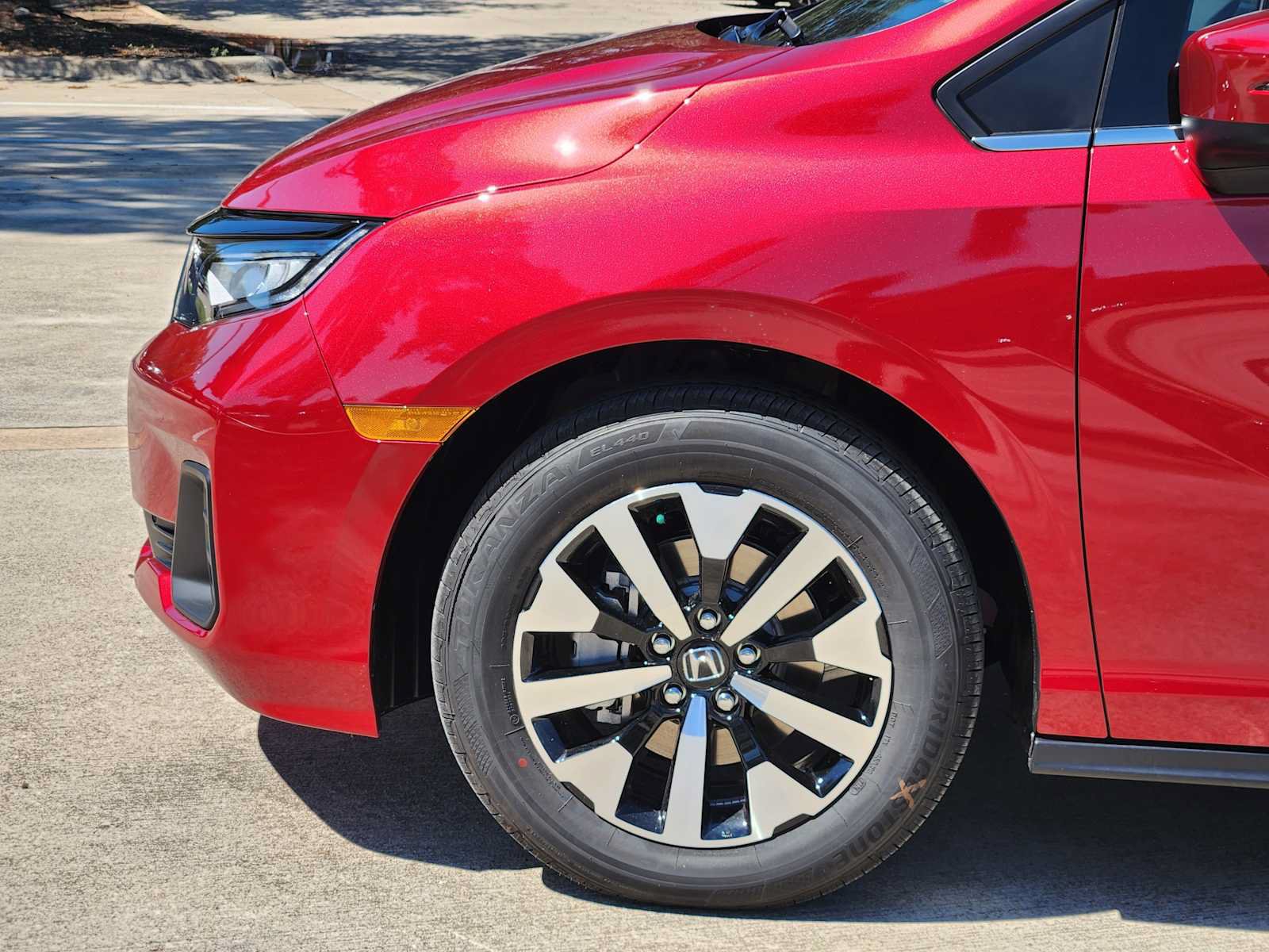 New 2027 Honda Odyssey EX-L image 6