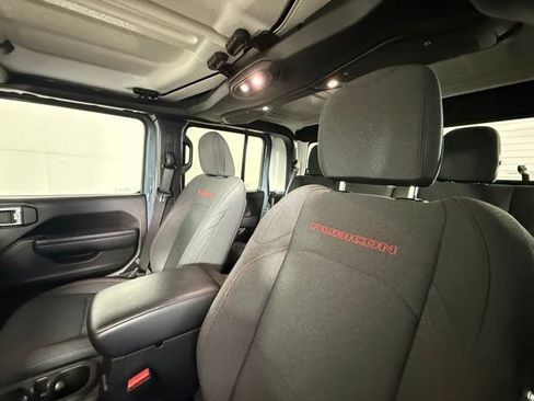 Used 2024 Jeep Gladiator Rubicon w/ Convenience Group image 5