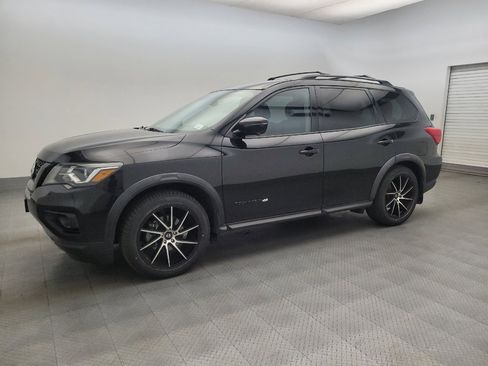 Used 2019 Nissan Pathfinder SL image 2