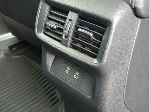 Used 2025 Nissan Murano SV image 17