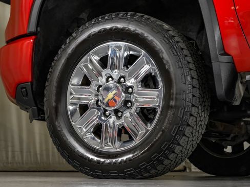 Used 2024 Chevrolet Silverado 2500 High Country w/ Technology Package AWD/4WD image 56