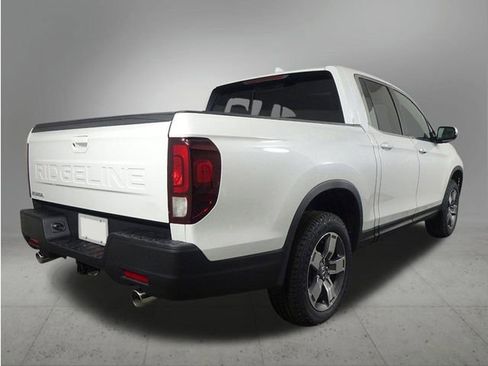 Used 2025 Honda Ridgeline RTL image 5