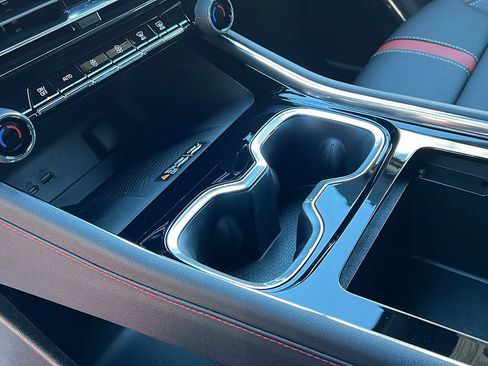 New 2026 Chevrolet Traverse RS image 24