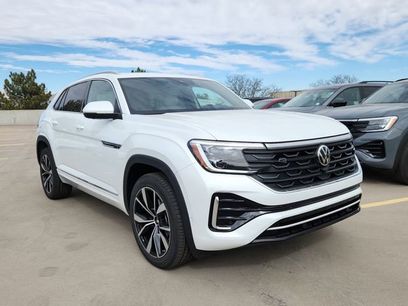 New 2026 Volkswagen Atlas Cross Sport SEL Premium R-Line