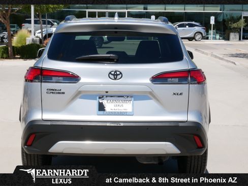 Used 2024 Toyota Corolla Cross XLE w/ Convenience Package FWD image 7