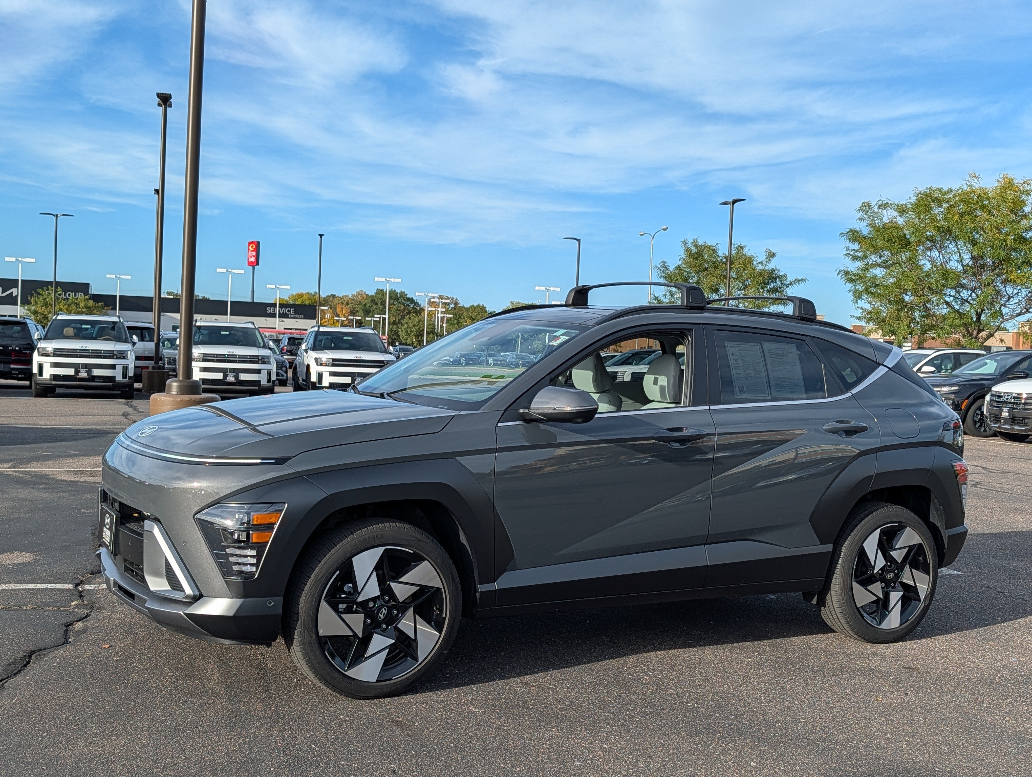 Used 2025 Hyundai Kona Limited AWD/4WD image 1