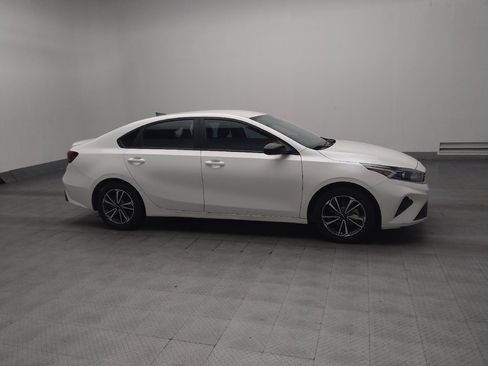 Used 2023 Kia Forte LXS FWD image 11