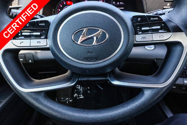 Certified 2022 Hyundai Elantra SEL FWD image 25