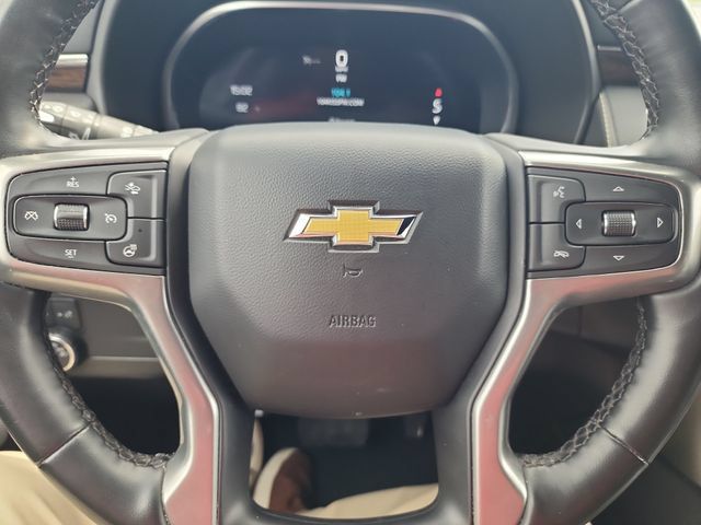 Used 2024 Chevrolet Tahoe Premier AWD/4WD image 12