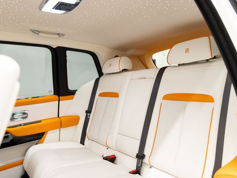 New 2026 Rolls-Royce Cullinan AWD/4WD image 52