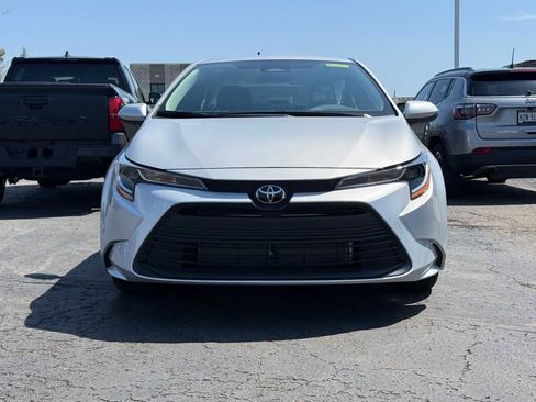 New 2026 Toyota Corolla LE FWD image 2