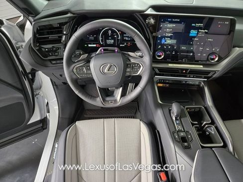 New 2026 Lexus TX 500h AWD image 14