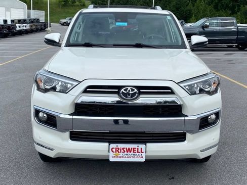 Used 2020 Toyota 4Runner Limited AWD/4WD image 8