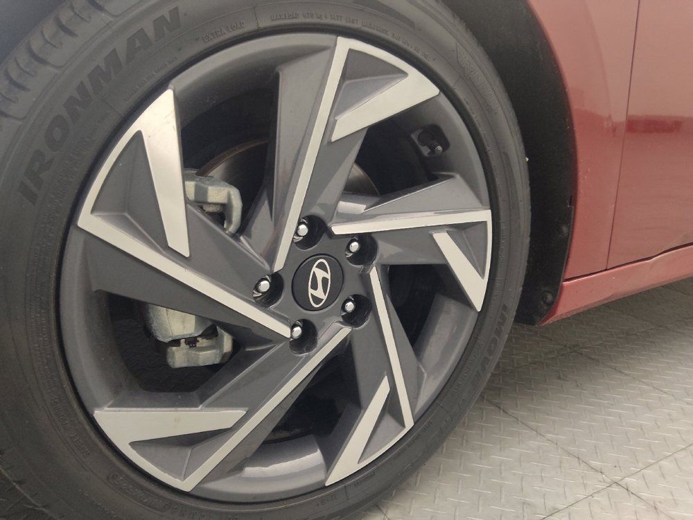 Used 2024 Hyundai Elantra Limited FWD image 31
