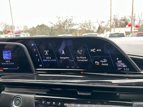 Used 2024 Cadillac Escalade V AWD/4WD image 16