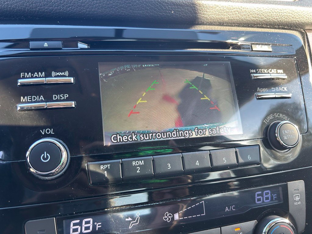 Used 2015 Nissan Rogue SV AWD/4WD image 22