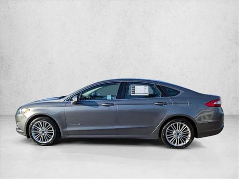 Used 2014 Ford Fusion SE w/ Equipment Group 502A image 9