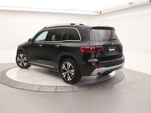 New 2026 Mercedes-Benz GLB 250 image 2