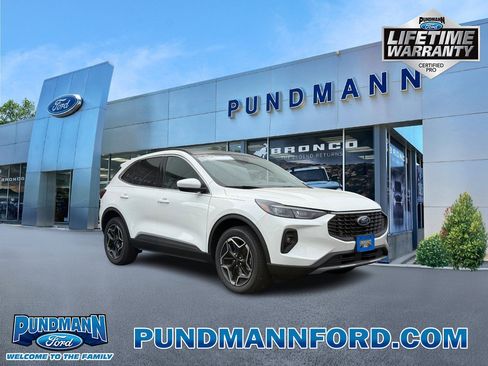 New 2026 Ford Escape Platinum w/ Equipment Group 601A image 1