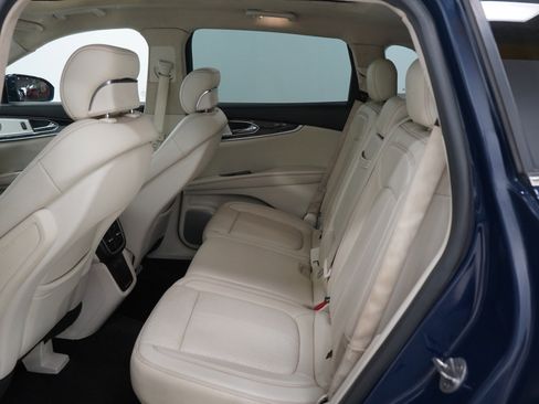 Used 2018 Lincoln MKX Black Label w/ Driver Assistance Package image 15