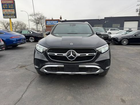 Used 2025 Mercedes-Benz GLC 300 4MATIC image 15