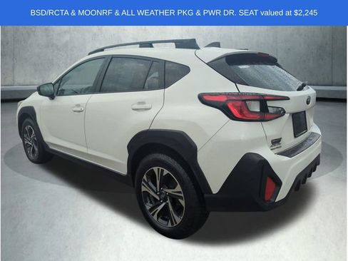 Used 2024 Subaru Crosstrek 2.0i Premium image 3
