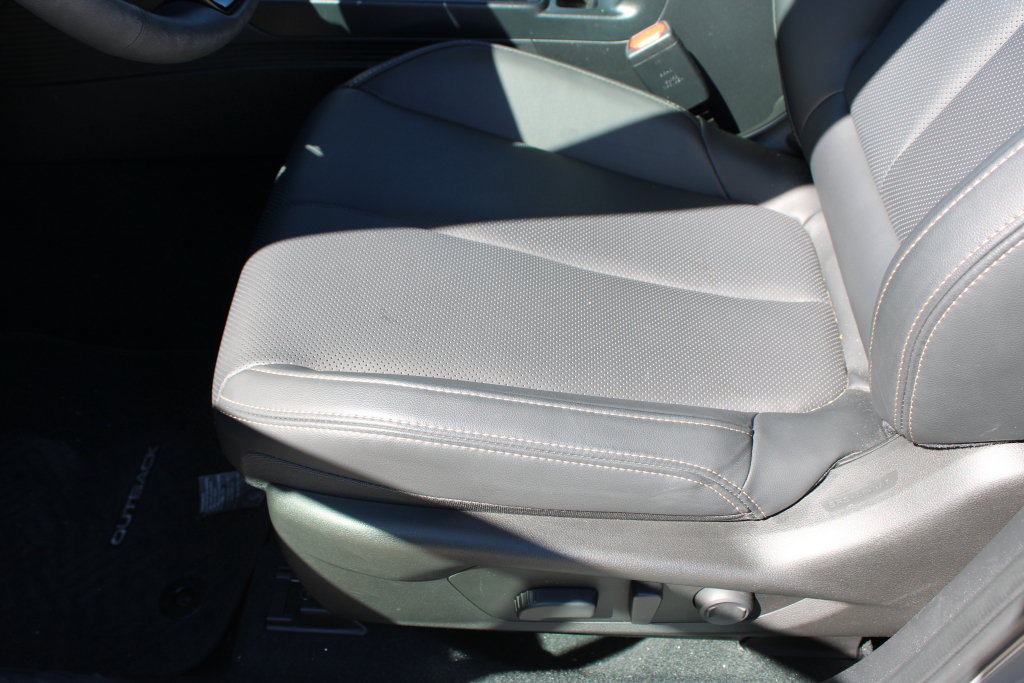 Used 2026 Subaru Outback Limited XT AWD/4WD image 18
