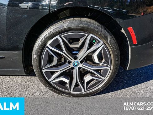 Used 2023 BMW iX xDrive50 image 17