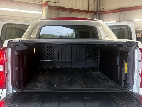 Used 2012 Chevrolet Avalanche LTZ AWD/4WD image 18