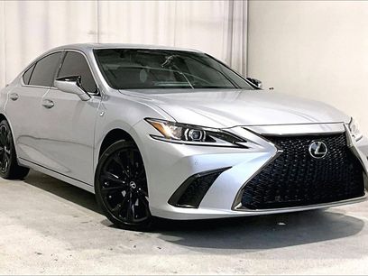 Used 2022 Lexus ES 350 F Sport w/ Accessory Package 2