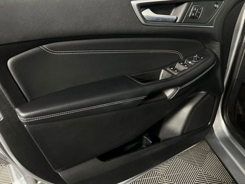 Used 2024 Ford Edge Titanium image 26