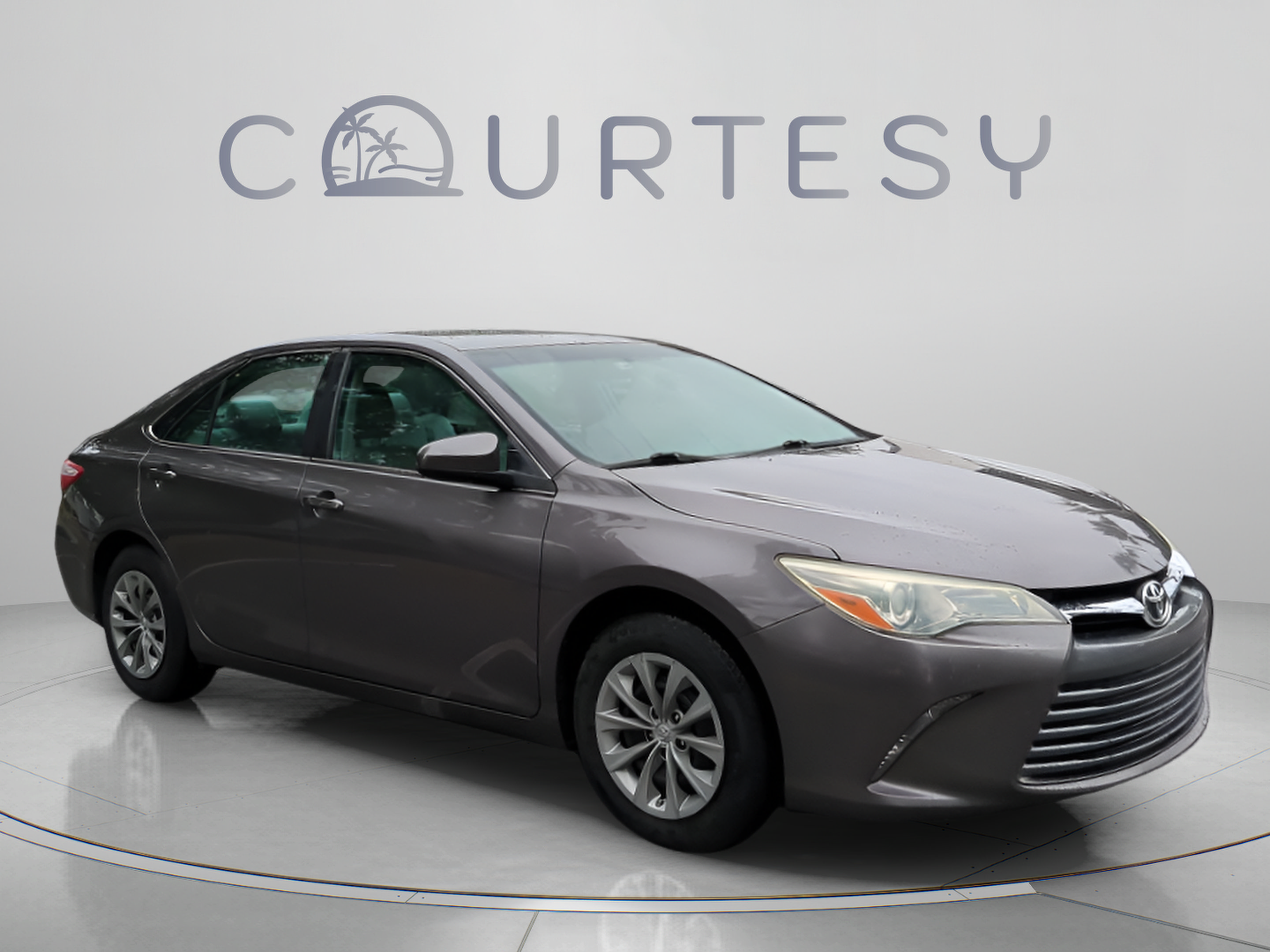Used 2016 Toyota Camry LE FWD image 8