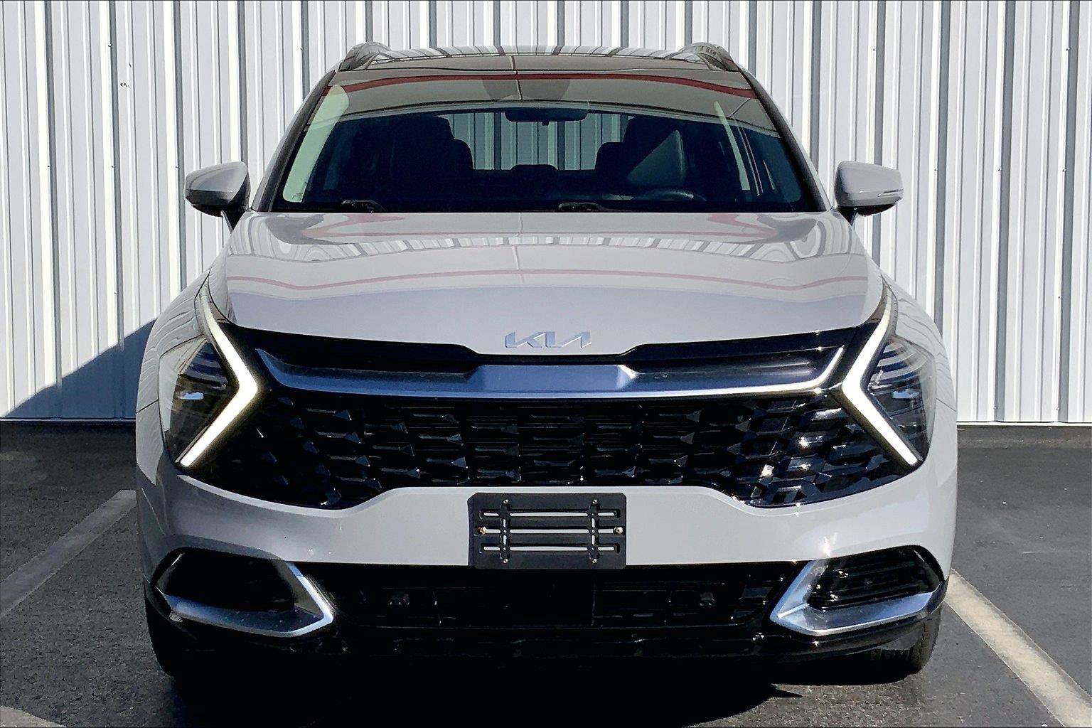 Used 2025 Kia Sportage SX FWD image 3