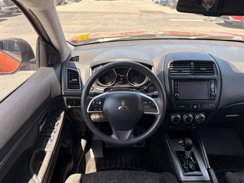 Used 2024 Mitsubishi Outlander Sport AWD image 26