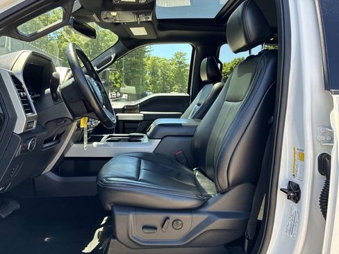 Certified 2022 Ford F250 Lariat w/ Black Appearance Package AWD/4WD image 22