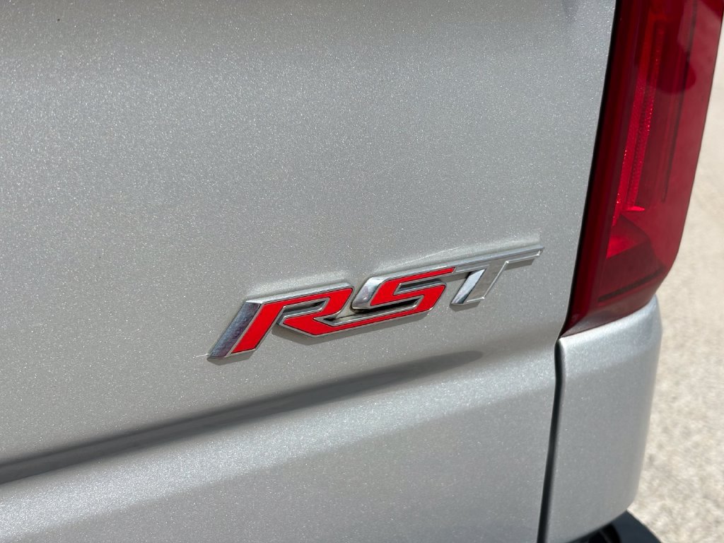 Used 2021 Chevrolet Silverado 1500 RST AWD/4WD image 13