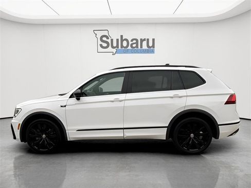Used 2021 Volkswagen Tiguan SE R-Line w/ 3rd Row Seat Package image 4